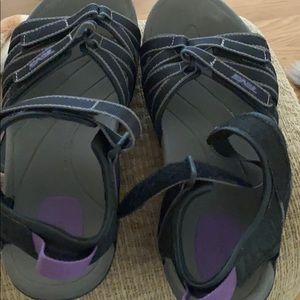 Woman’s Teva Hiking Sandal